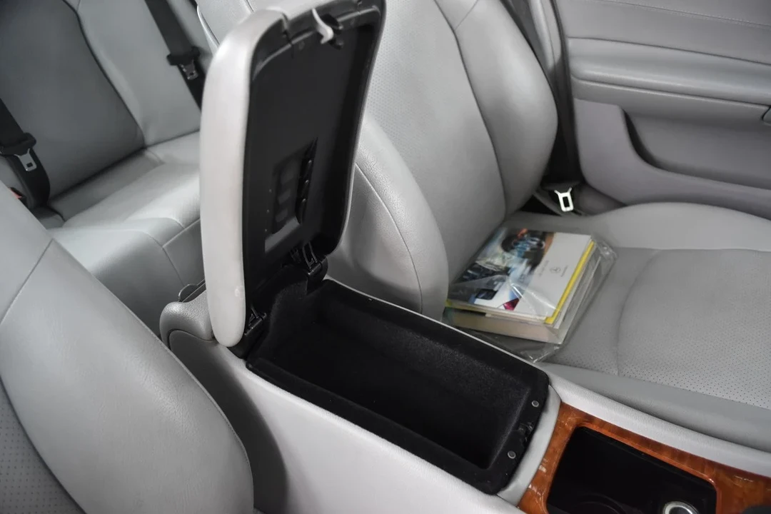 2002 Mercedes-Benz W203 C-Class - Image 26 of 30