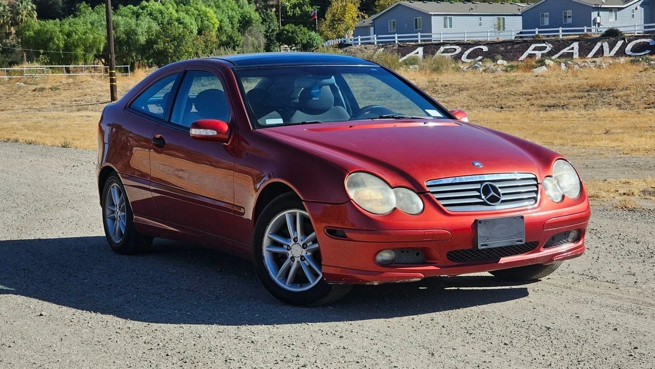 2002 Mercedes-Benz W203 C-Class - Image 4 of 12