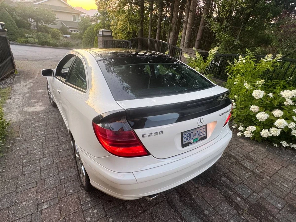 2002 Mercedes-Benz W203 C-Class - Image 10 of 23