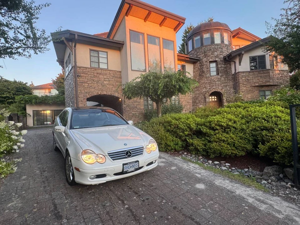 2002 Mercedes-Benz W203 C-Class - Image 4 of 23