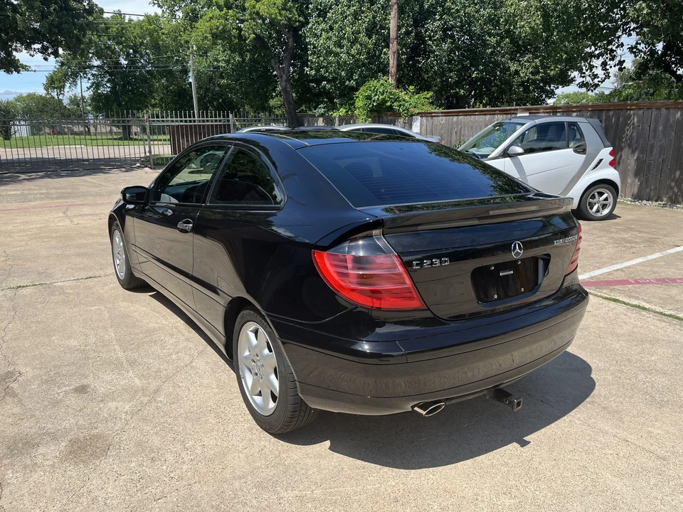 2002 Mercedes-Benz W203 C-Class - Image 14 of 31
