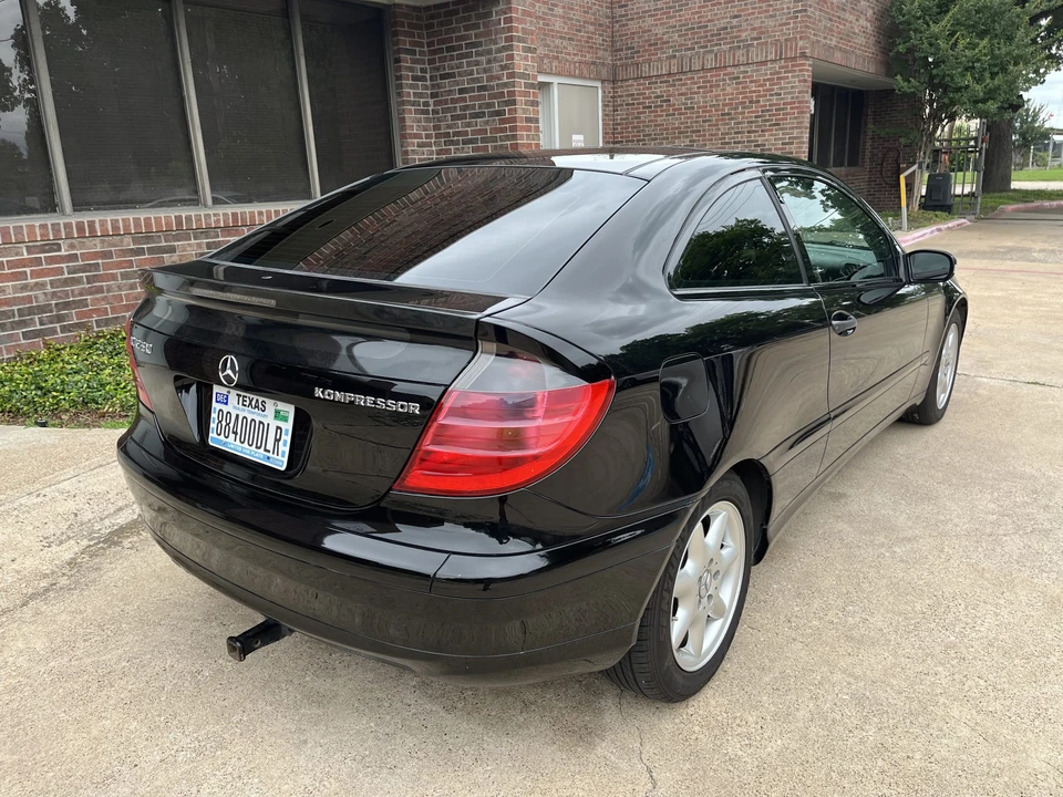 2002 Mercedes-Benz W203 C-Class - Image 11 of 31