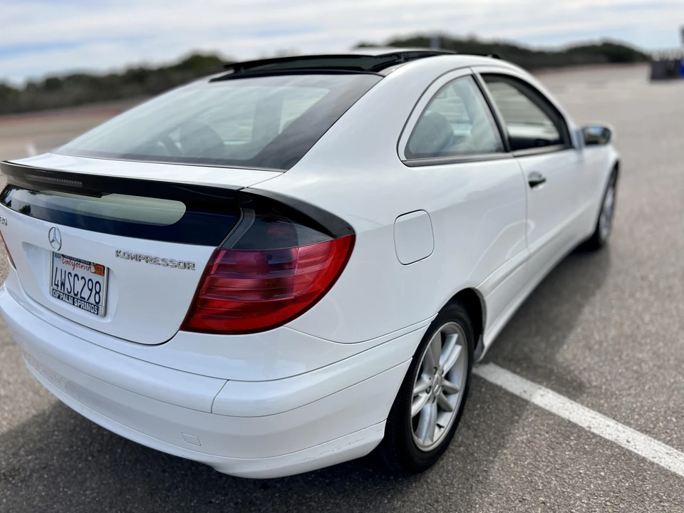 2002 Mercedes-Benz W203 C-Class - Image 15 of 31