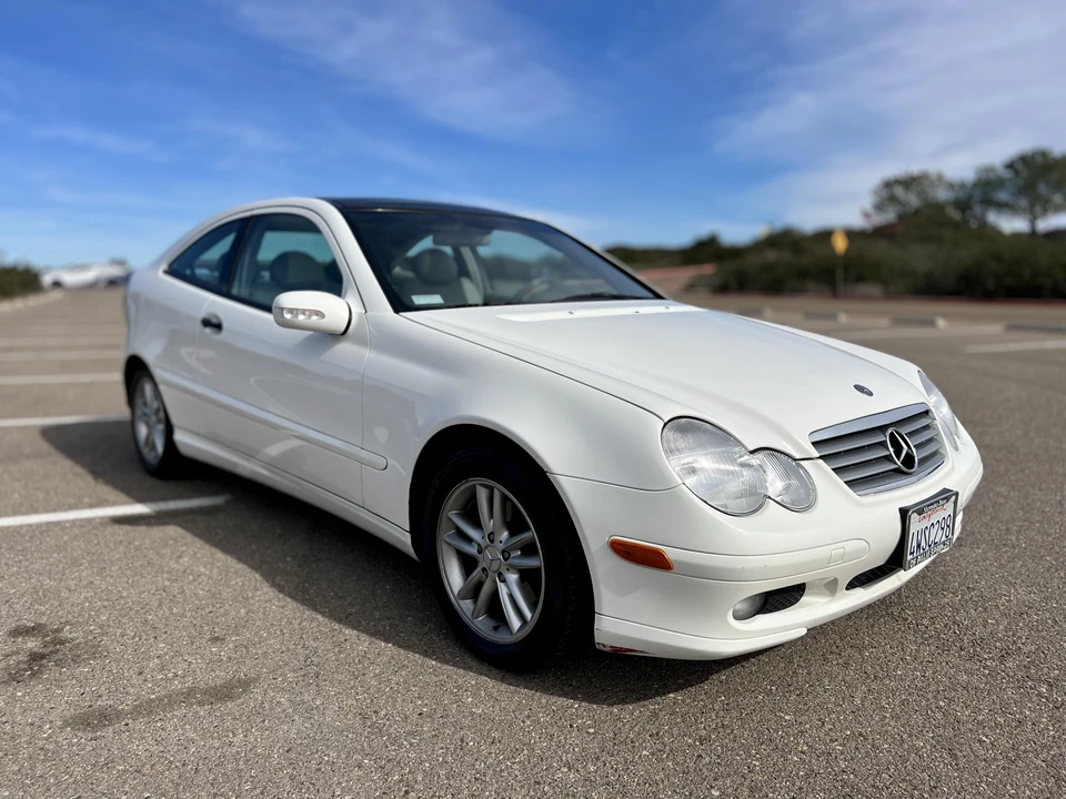 2002 Mercedes-Benz W203 C-Class - Image 18 of 31
