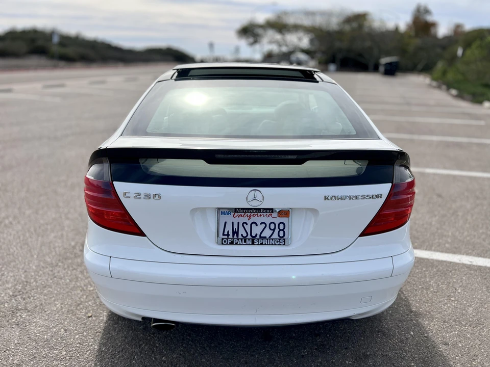 2002 Mercedes-Benz W203 C-Class - Image 13 of 31