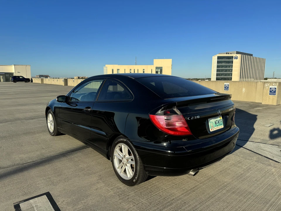 2002 Mercedes-Benz W203 C-Class - Image 10 of 31
