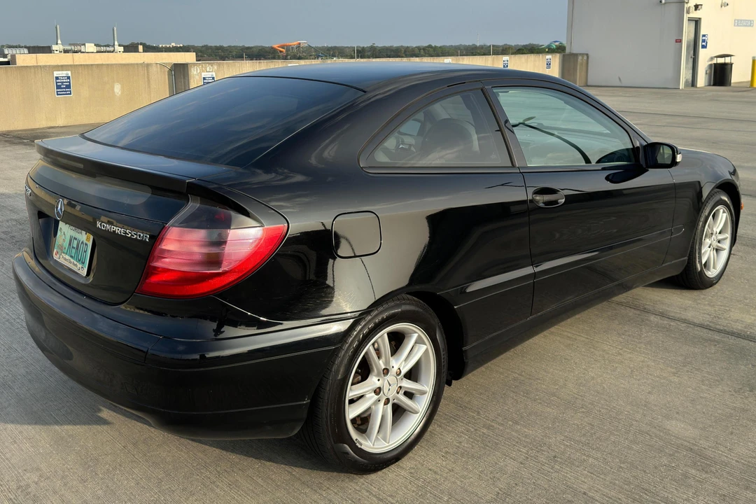 2002 Mercedes-Benz W203 C-Class - Image 4 of 31