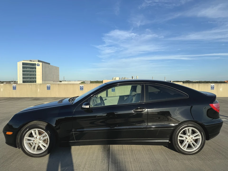 2002 Mercedes-Benz W203 C-Class - Image 7 of 31