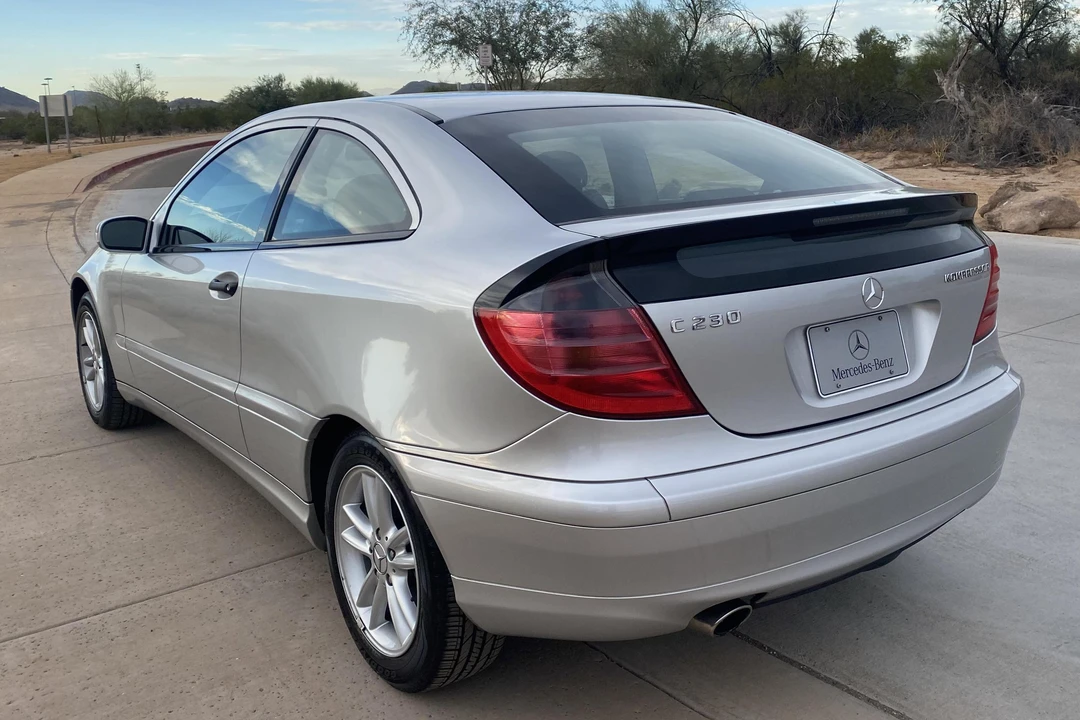2002 Mercedes-Benz W203 C-Class - Image 17 of 26