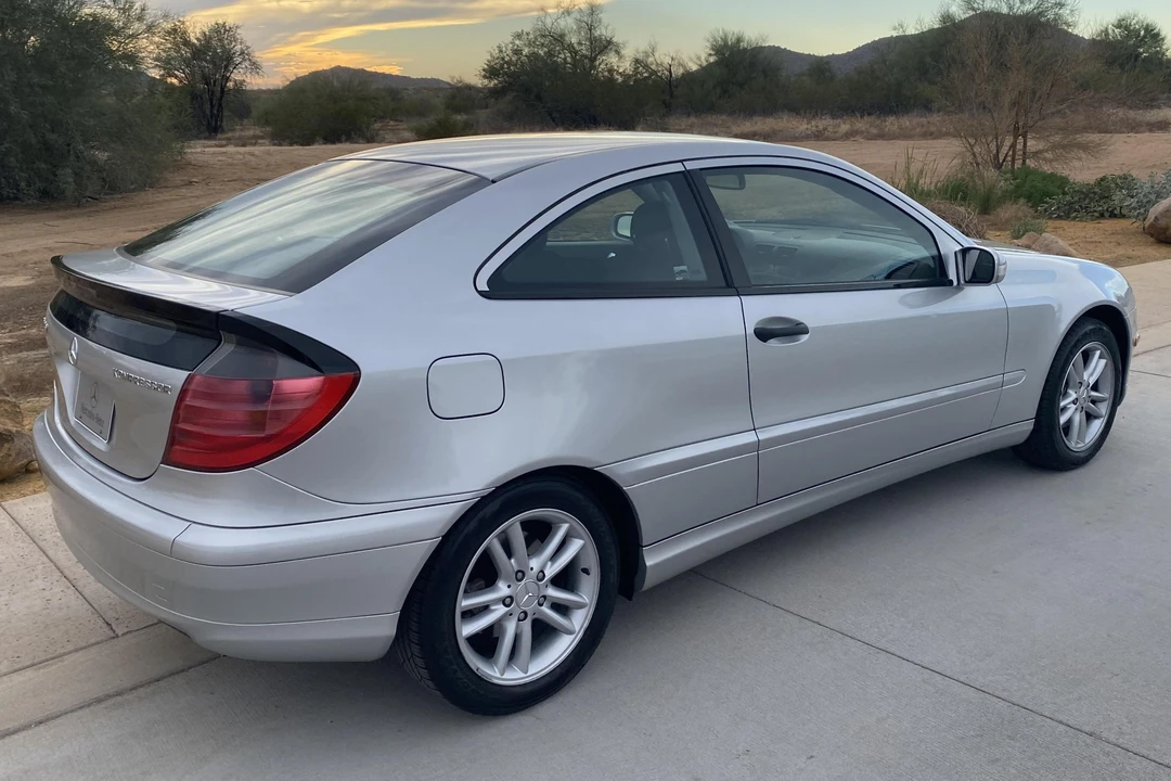 2002 Mercedes-Benz W203 C-Class - Image 25 of 26