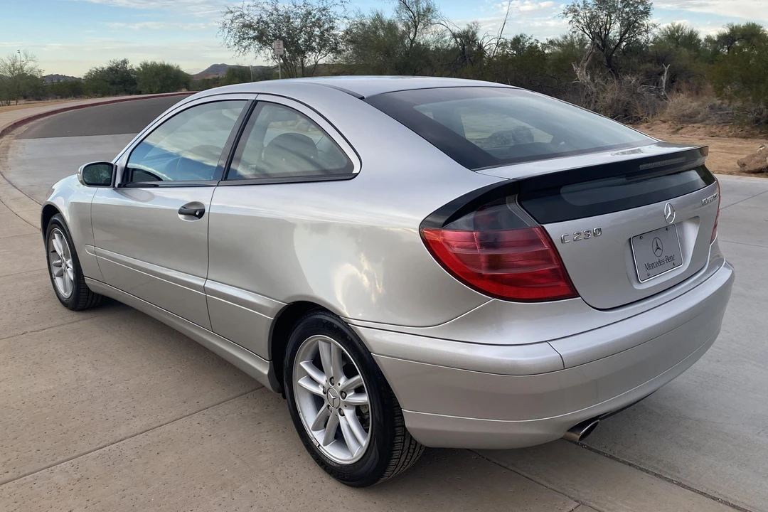2002 Mercedes-Benz W203 C-Class - Image 16 of 26