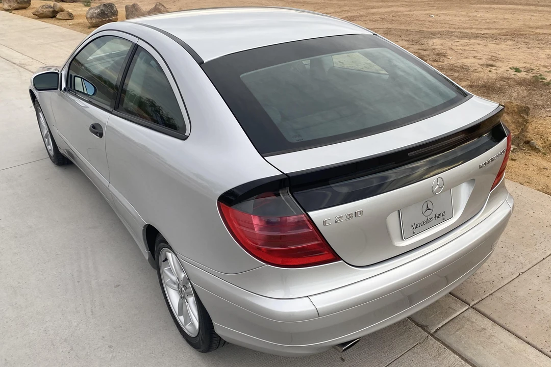 2002 Mercedes-Benz W203 C-Class - Image 18 of 26