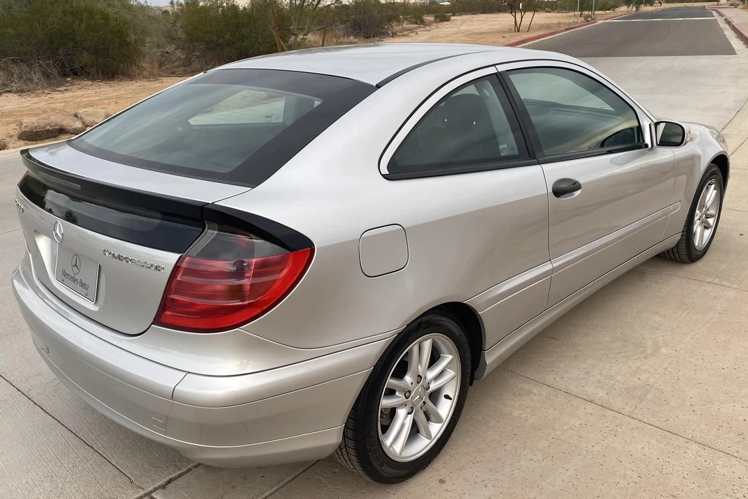 2002 Mercedes-Benz W203 C-Class - Image 24 of 26