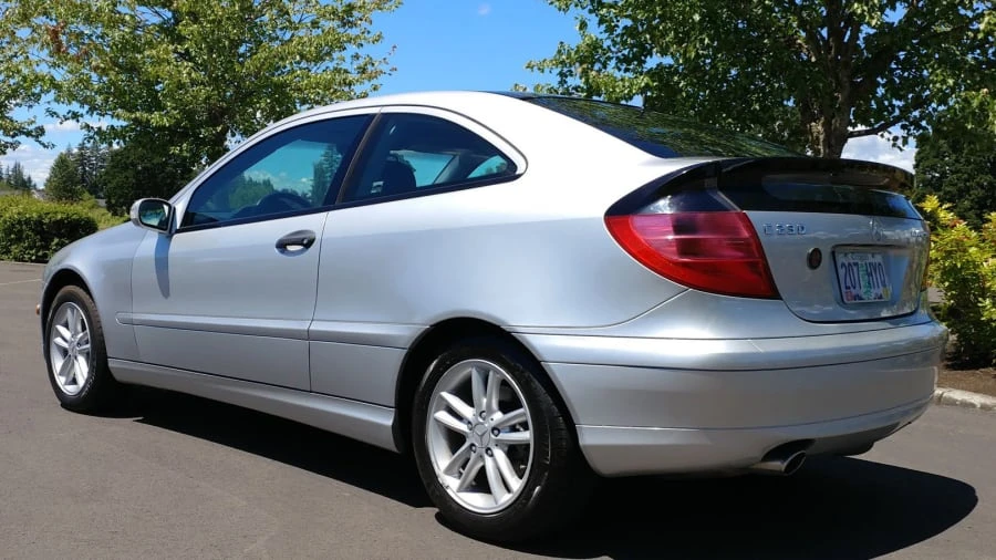 2002 Mercedes-Benz W203 C-Class - Image 2 of 10
