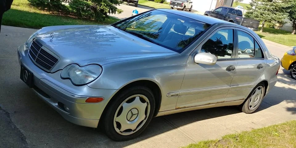2002 Mercedes-Benz W203 C-Class - Image 2 of 2