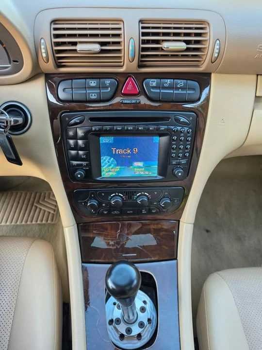 2002 Mercedes-Benz W203 C-Class - Image 19 of 20