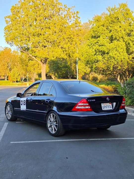 2002 Mercedes-Benz W203 C-Class - Image 2 of 20