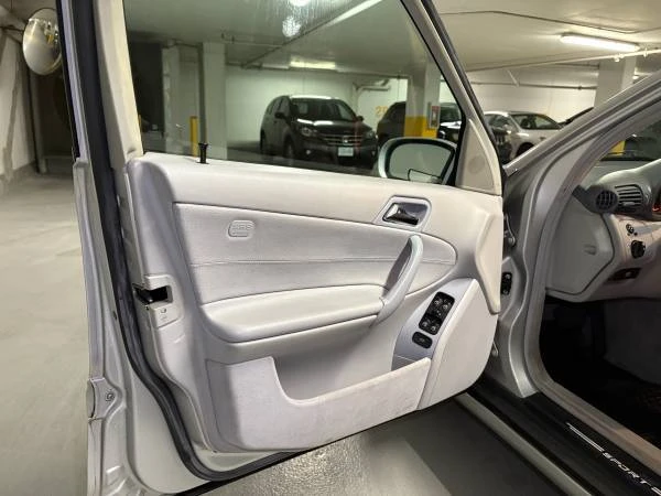 2002 Mercedes-Benz W203 C-Class - Image 15 of 21