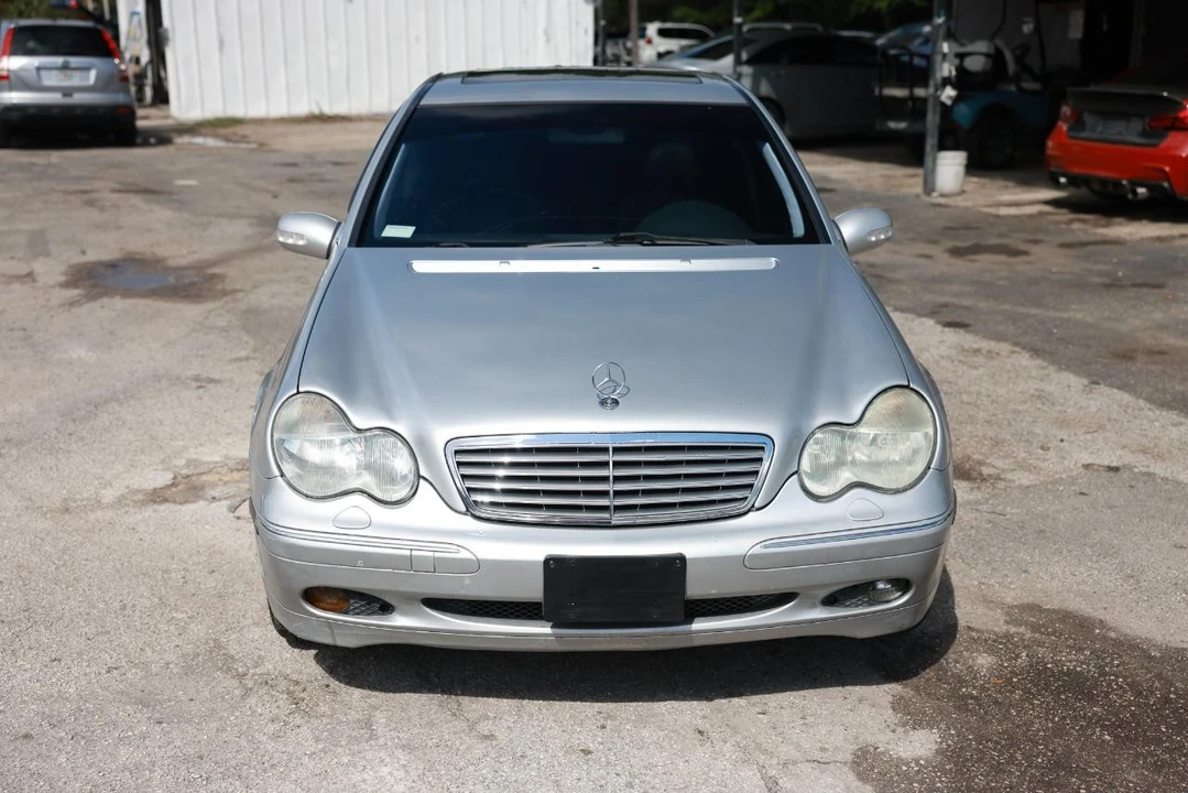 2002 Mercedes-Benz W203 C-Class - Image 19 of 21