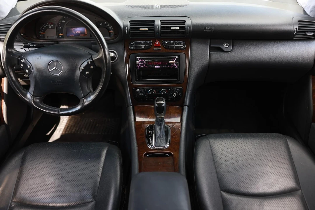 2002 Mercedes-Benz W203 C-Class - Image 2 of 21