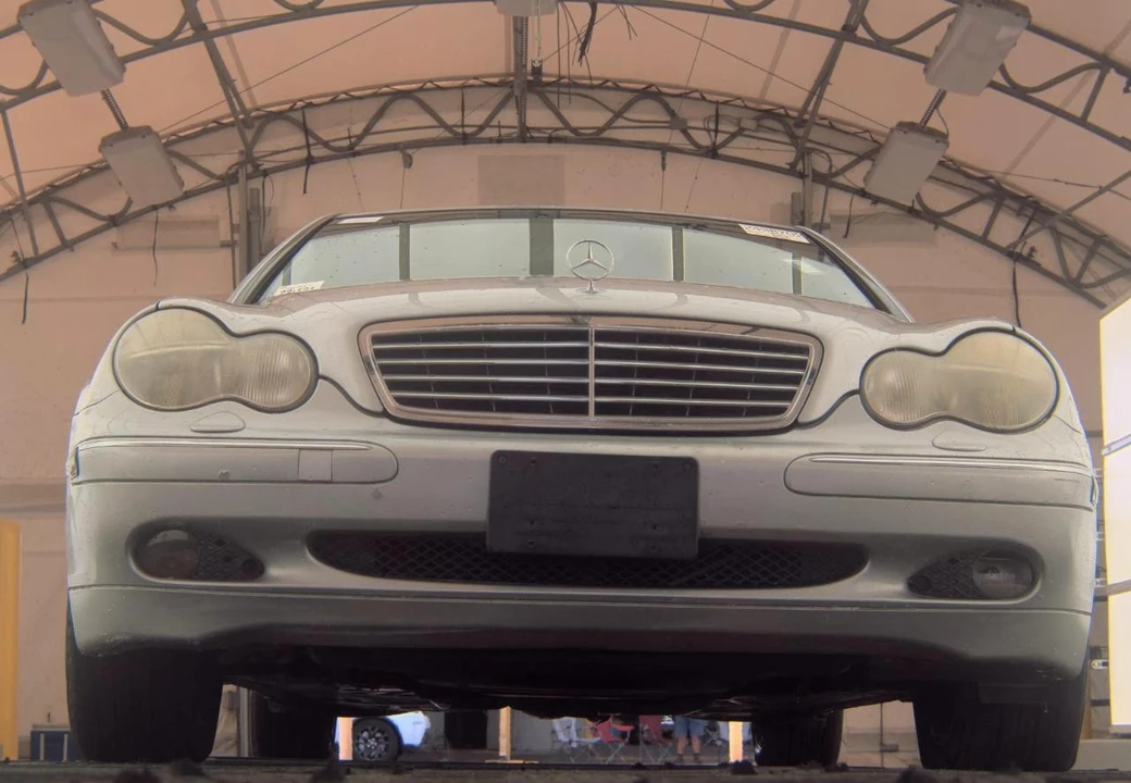 2002 Mercedes-Benz W203 C-Class - Image 3 of 17