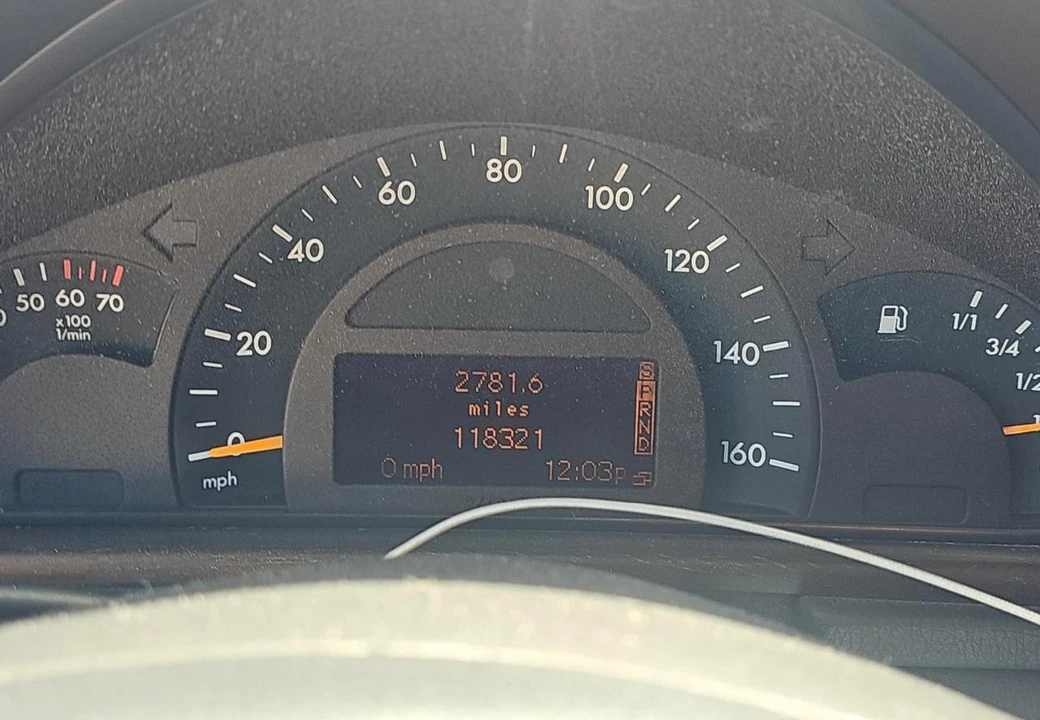 2002 Mercedes-Benz W203 C-Class - Image 15 of 17
