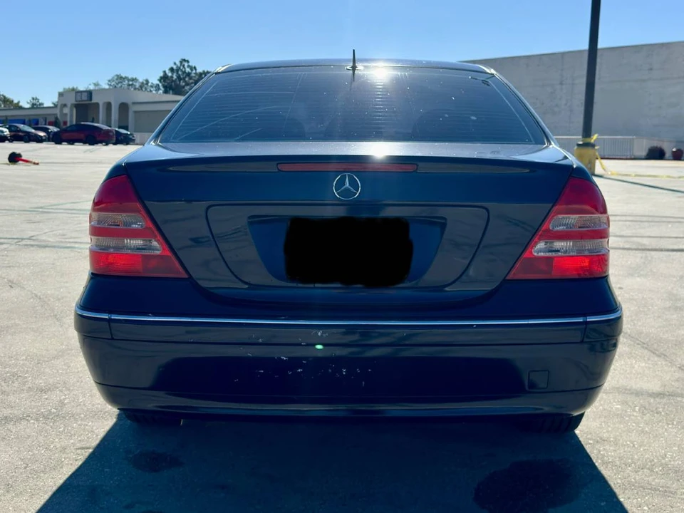 2002 Mercedes-Benz W203 C-Class - Image 7 of 19