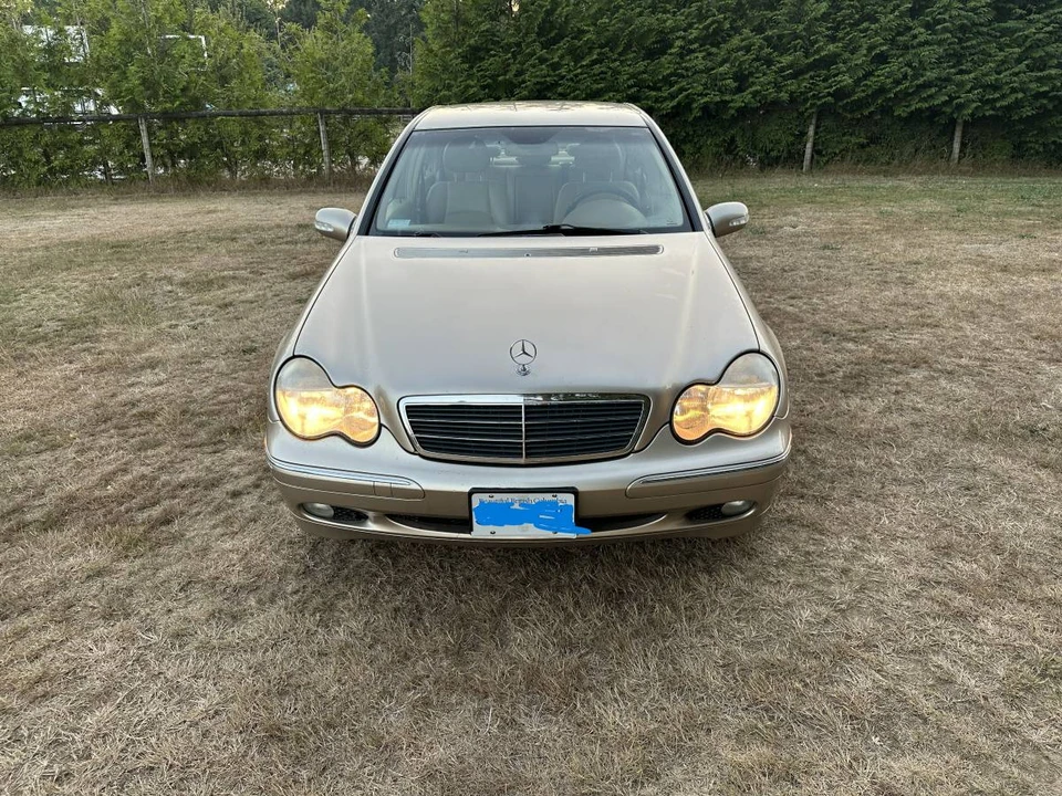 2002 Mercedes-Benz W203 C-Class - Image 4 of 11