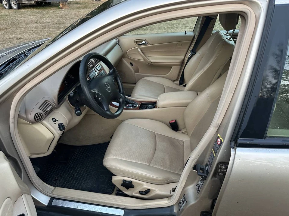2002 Mercedes-Benz W203 C-Class - Image 5 of 11