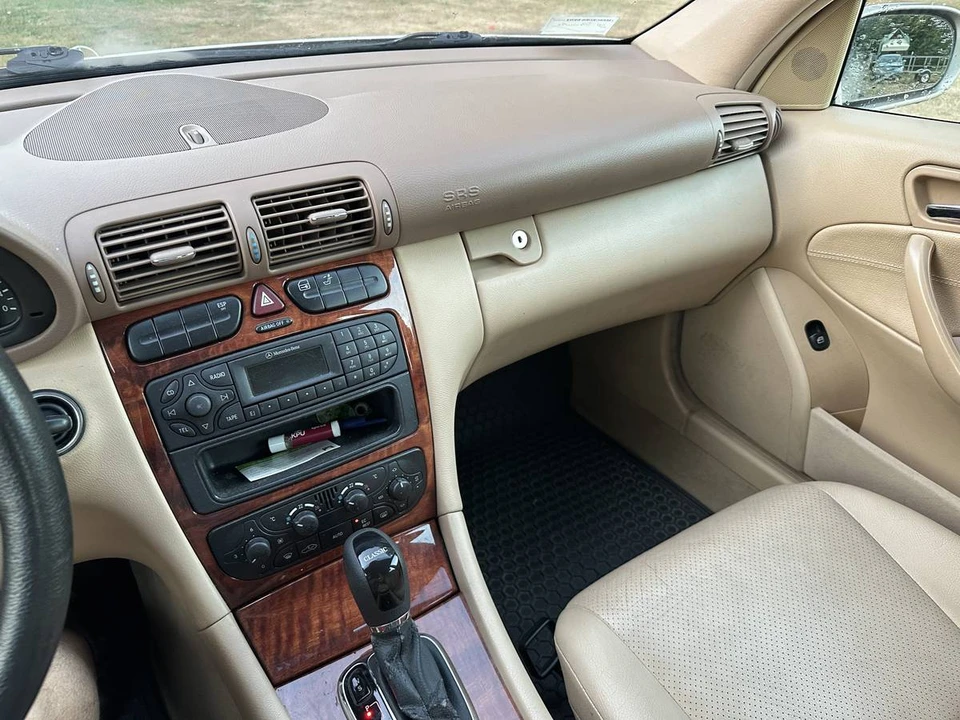 2002 Mercedes-Benz W203 C-Class - Image 7 of 11