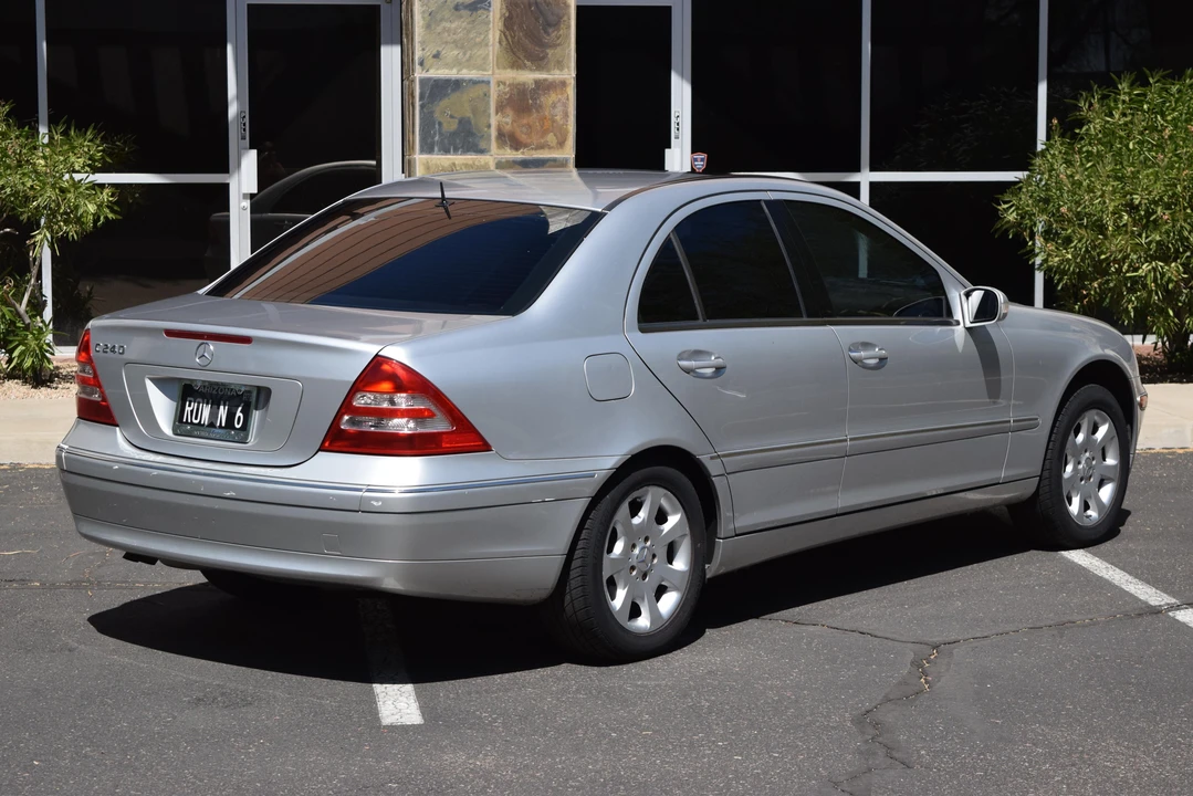 2002 Mercedes-Benz W203 C-Class - Image 7 of 31