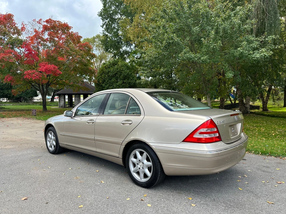 2002 Mercedes-Benz W203 C-Class - Image 18 of 31