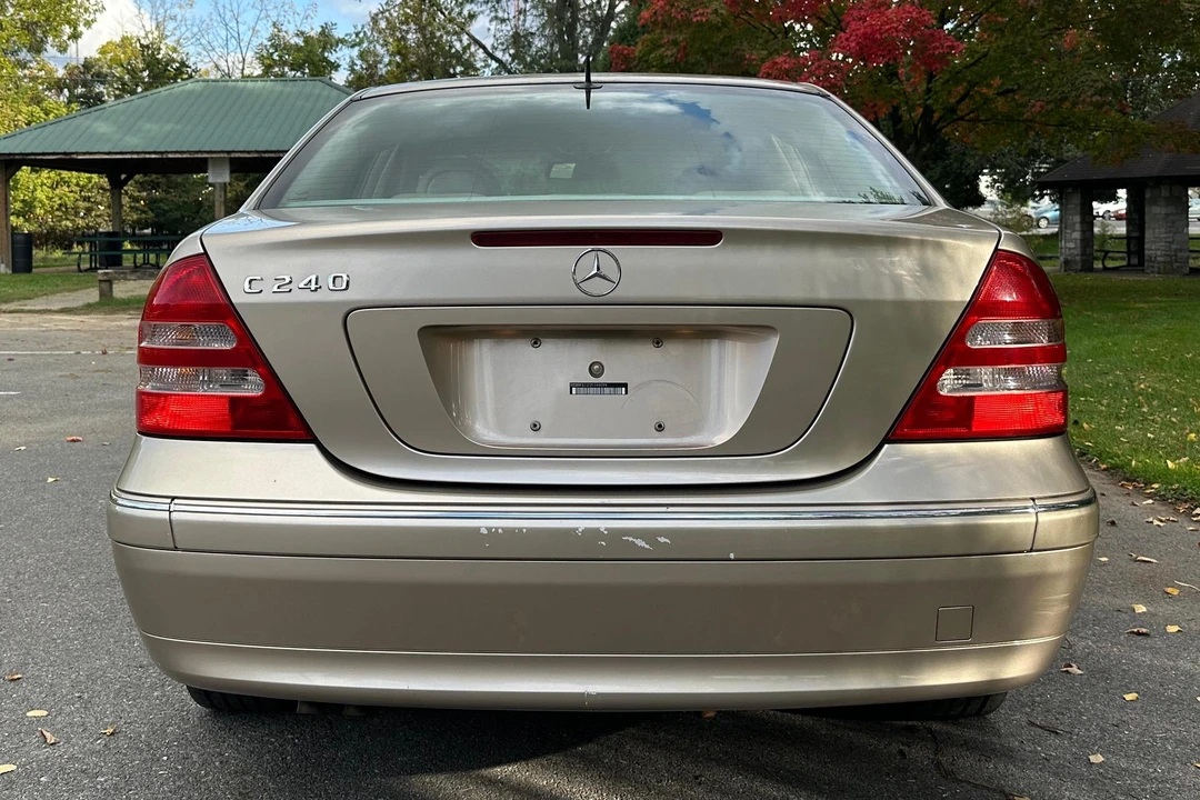 2002 Mercedes-Benz W203 C-Class - Image 5 of 31
