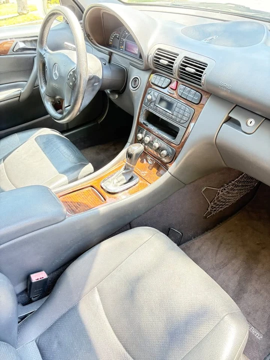 2002 Mercedes-Benz W203 C-Class - Image 5 of 11