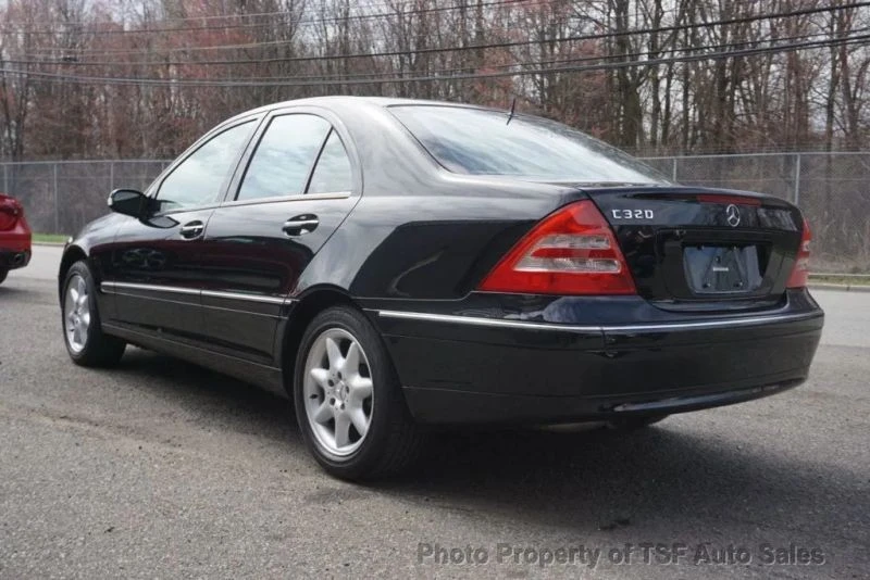 2002 Mercedes-Benz W203 C-Class - Image 5 of 12