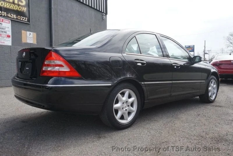 2002 Mercedes-Benz W203 C-Class - Image 7 of 12