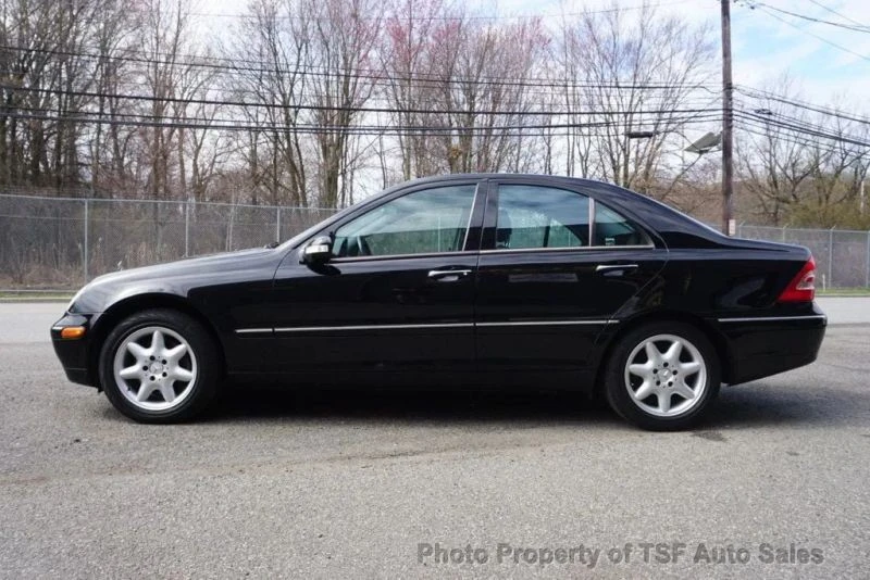 2002 Mercedes-Benz W203 C-Class - Image 4 of 12