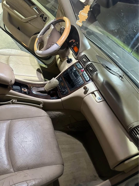 2002 Mercedes-Benz W203 C-Class - Image 15 of 17
