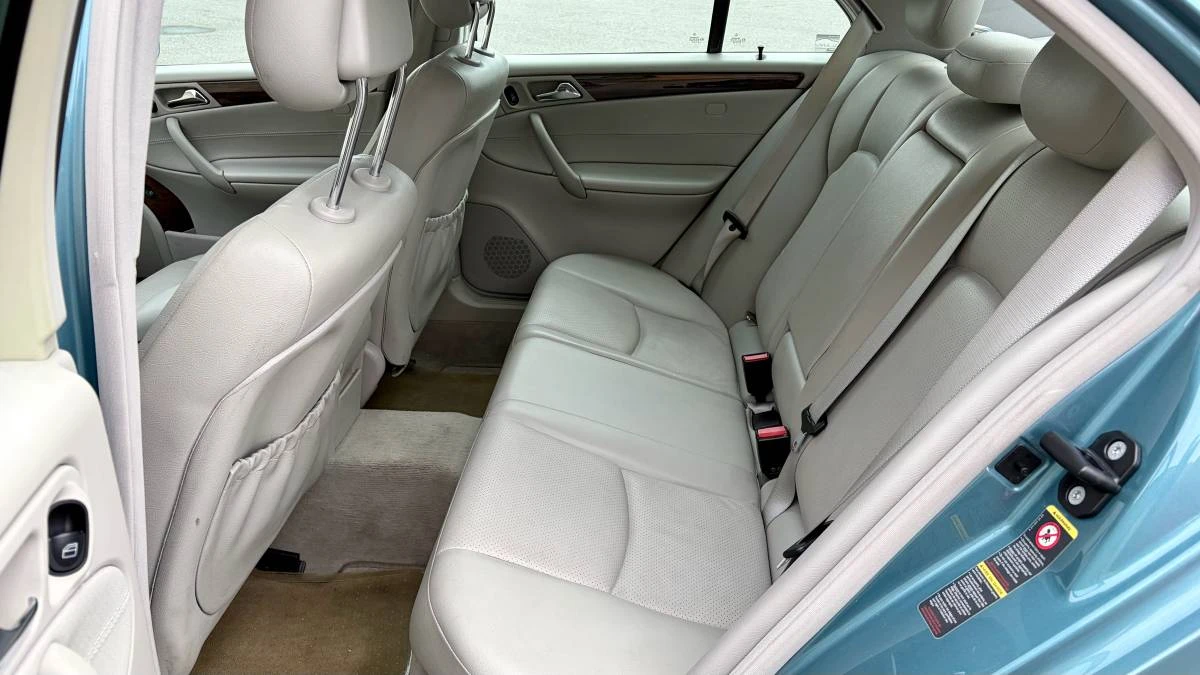 2002 Mercedes-Benz W203 C-Class - Image 8 of 13