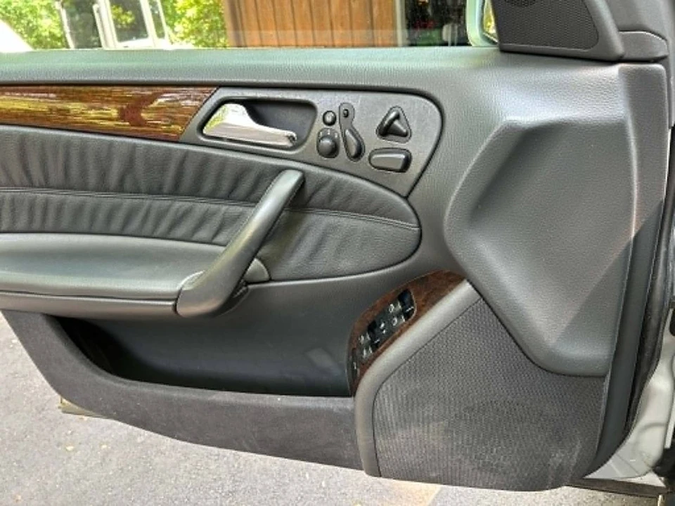 2002 Mercedes-Benz W203 C-Class - Image 15 of 17