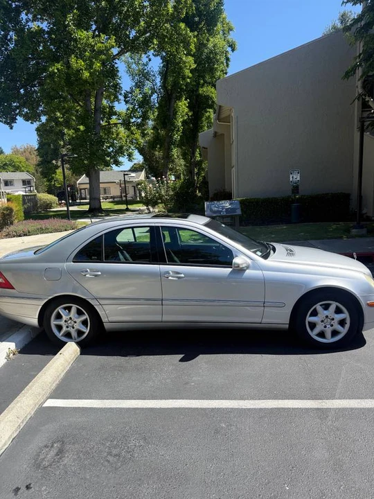 2002 Mercedes-Benz W203 C-Class - Image 3 of 14