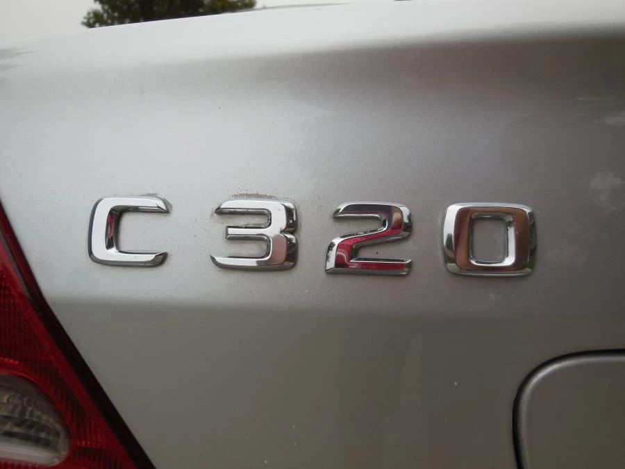 2002 Mercedes-Benz W203 C-Class - Image 3 of 3