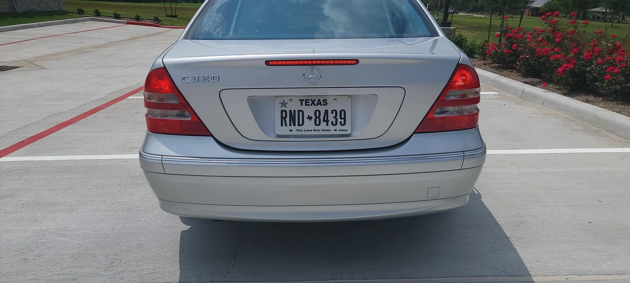 2002 Mercedes-Benz W203 C-Class - Image 13 of 31