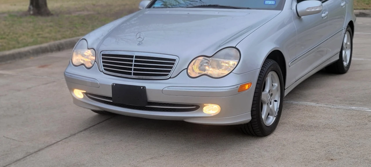 2002 Mercedes-Benz W203 C-Class - Image 26 of 31
