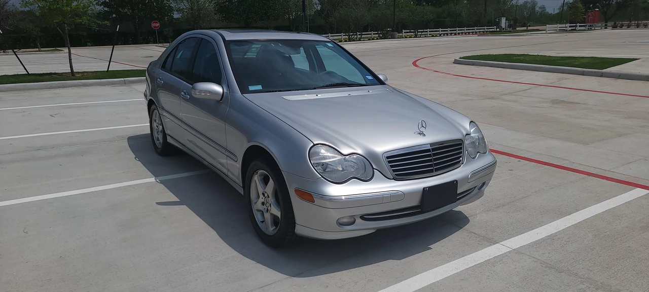 2002 Mercedes-Benz W203 C-Class - Image 18 of 31