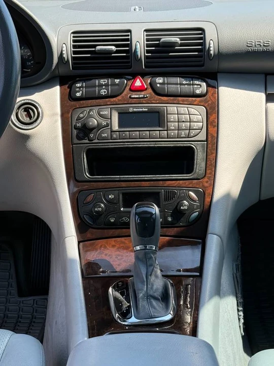 2002 Mercedes-Benz W203 C-Class - Image 19 of 20