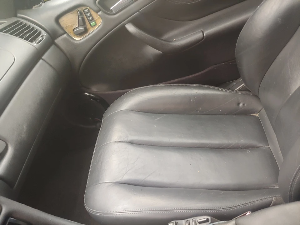 2002 Mercedes-Benz C208/A208 CLK 55 AMG - Image 15 of 20
