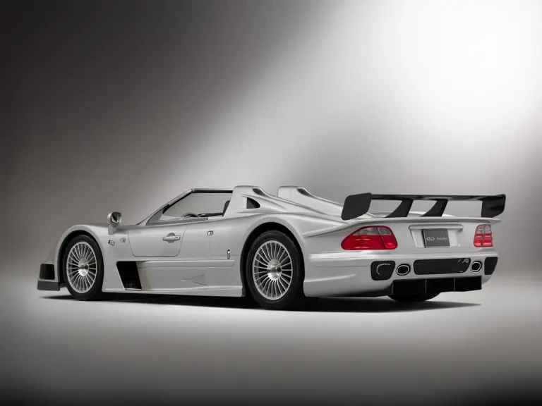 2002 Mercedes-Benz CLK GTR - Image 3 of 31