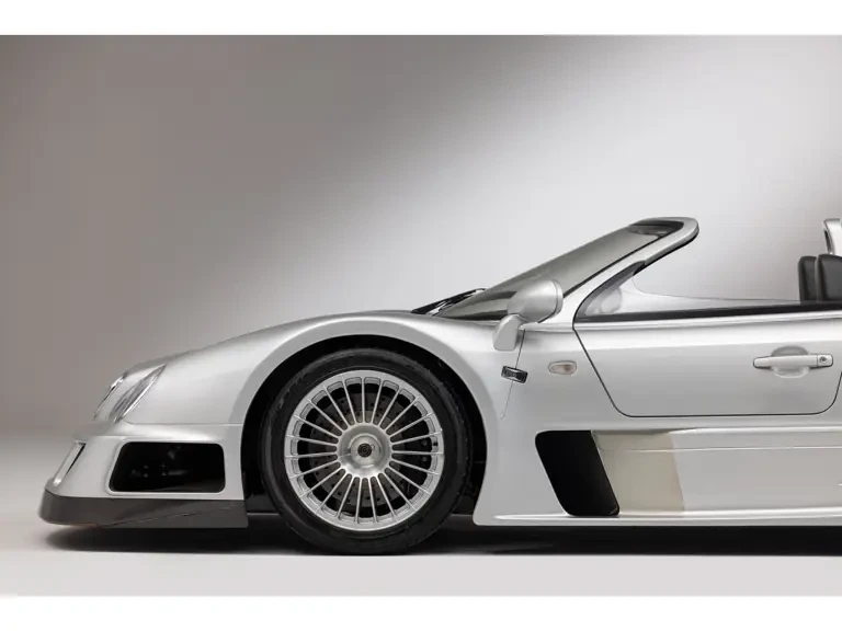 2002 Mercedes-Benz CLK GTR - Image 11 of 31