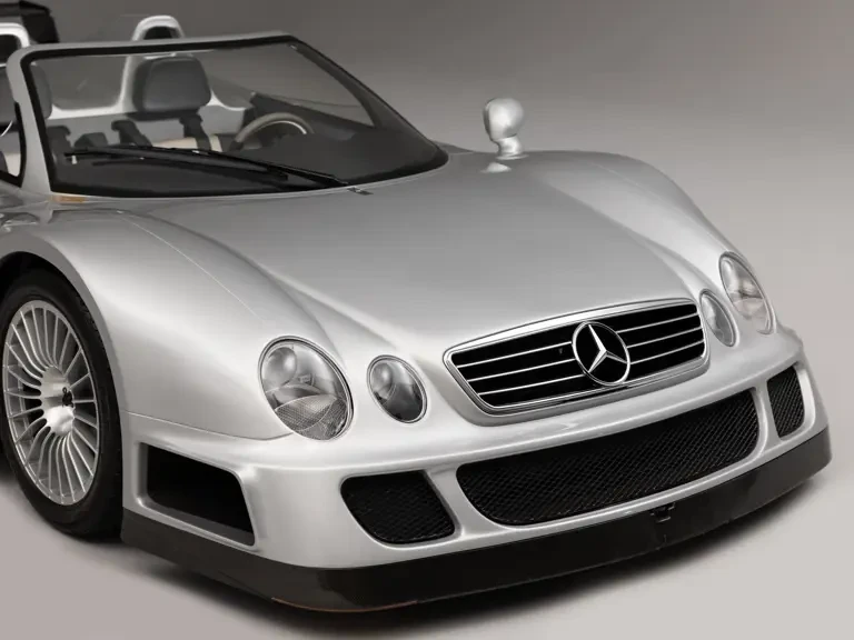 2002 Mercedes-Benz CLK GTR - Image 18 of 31